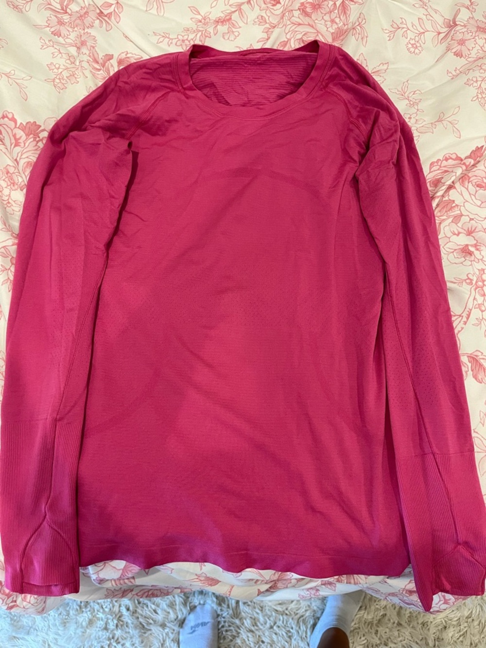 lululemon athletica Long Sleeve Tee in Fuchsia Pink